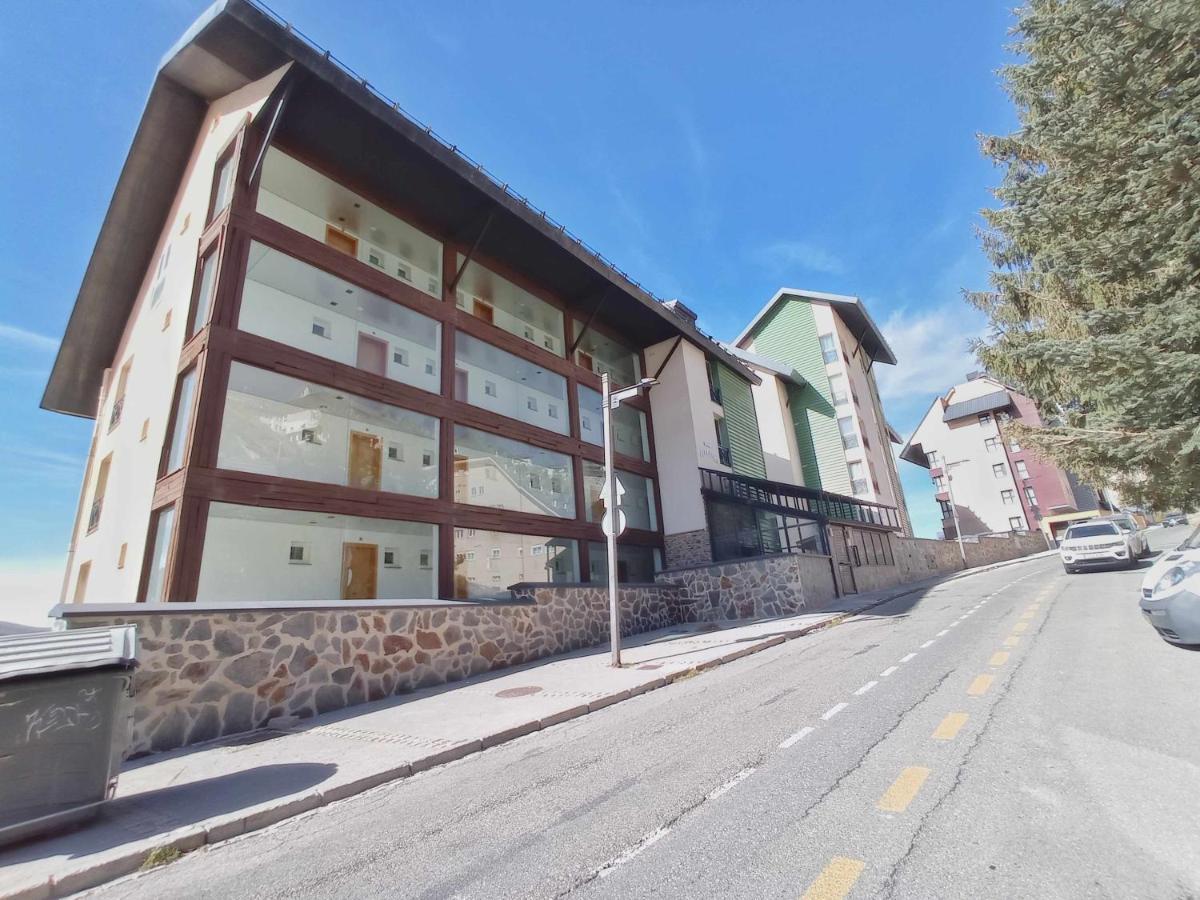 Estudio Superior Serraneu Serra Nevada Exterior foto